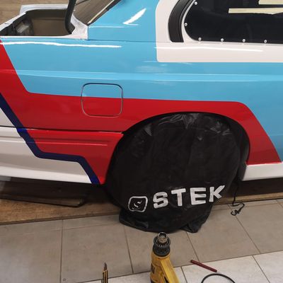BMW E30 M3 – Martini design fóliázás – 16. kép