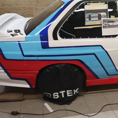 BMW E30 M3 – Martini design fóliázás – 20. kép