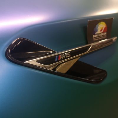 BMW M5 F90 – 3M SP276 Satin Flip Caribbean Shimmer – 8. kép