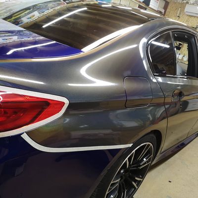 BMW M5 F90 – Avery Dennison Gloss Metallic Prismatic Grey – 16. kép