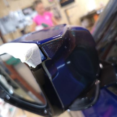 BMW M5 F90 – Avery Dennison Gloss Metallic Prismatic Grey – 24. kép