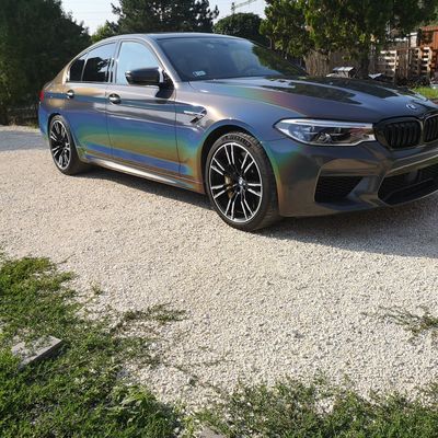 BMW M5 F90 – Avery Dennison Gloss Metallic Prismatic Grey – 42. kép
