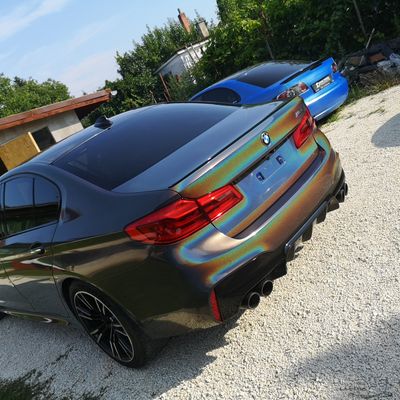 BMW M5 F90 – Avery Dennison Gloss Metallic Prismatic Grey – 46. kép