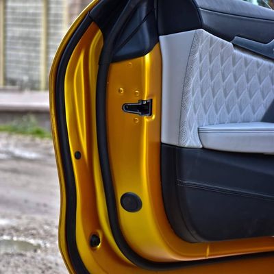 BMW M8 Competition – Avery Supreme Satin Metallic Energetic Yellow + PPF – 10. kép