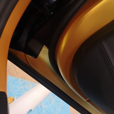 BMW M8 Competition – Avery Supreme Satin Metallic Energetic Yellow + PPF – 31. kép