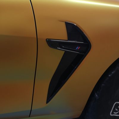 BMW M8 Competition – Avery Supreme Satin Metallic Energetic Yellow + PPF – 41. kép