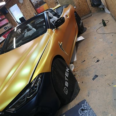 BMW M8 Competition – Avery Supreme Satin Metallic Energetic Yellow + PPF – 45. kép