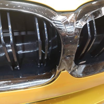 BMW M8 Competition – Avery Supreme Satin Metallic Energetic Yellow + PPF – 59. kép