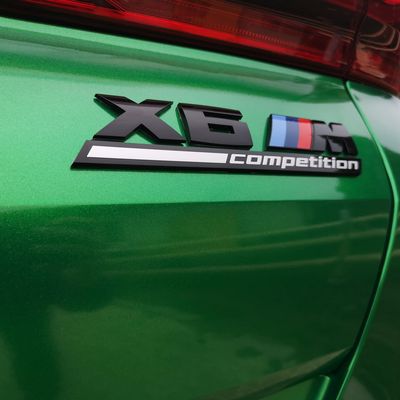 BMW X6 M Competition – Avery Supreme Gloss Metallic Radioactive + PPF – 1. kép