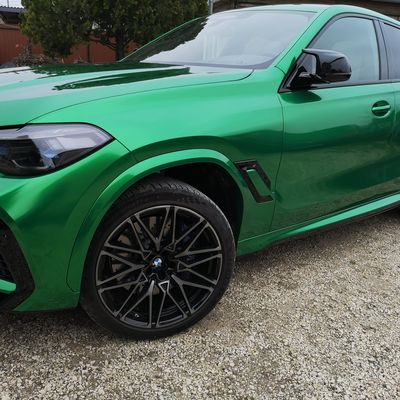 BMW X6 M Competition – Avery Supreme Gloss Metallic Radioactive + PPF – 12. kép