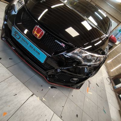 Honda Civic Type R – Skyfol PPF front egyedi mintázással – 8. kép