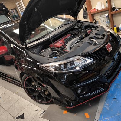 Honda Civic Type R – Skyfol PPF front egyedi mintázással – 36. kép