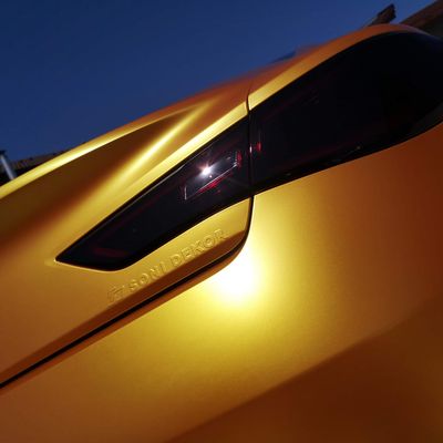 Infiniti Q60 – Avery Supreme Satin Energetic Yellow – 42. kép