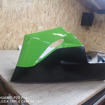 Kawasaki ZX-6R pályamotor – Avery Supreme Grass Green – 14. kép