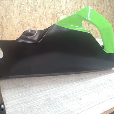 Kawasaki ZX-6R pályamotor – Avery Supreme Grass Green – 16. kép