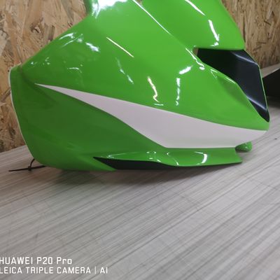 Kawasaki ZX-6R pályamotor – Avery Supreme Grass Green – 21. kép