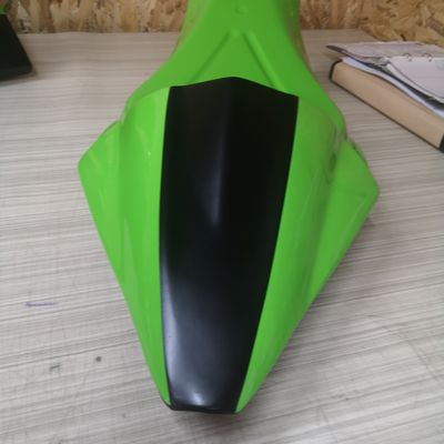 Kawasaki ZX-6R pályamotor – Avery Supreme Grass Green – 26. kép