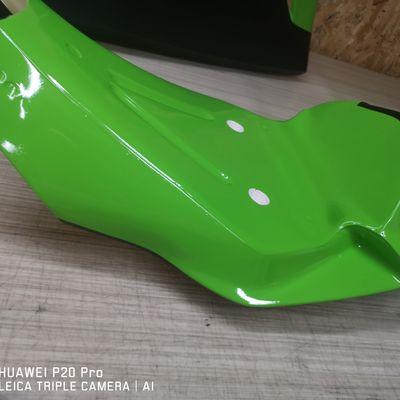 Kawasaki ZX-6R pályamotor – Avery Supreme Grass Green – 28. kép