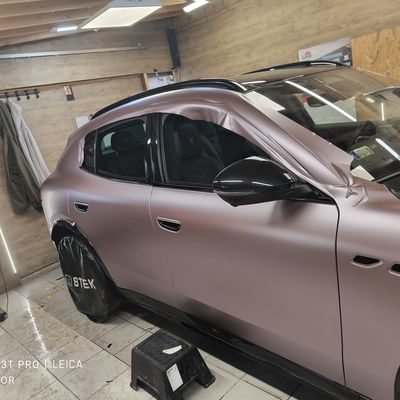 Maserati Grecale – Színes PPF Frozen Berry – 8. kép
