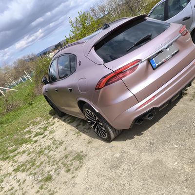 Maserati Grecale – Színes PPF Frozen Berry – 22. kép