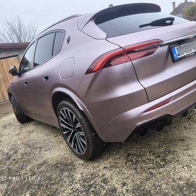 Maserati Grecale – Színes PPF Frozen Berry – 24. kép