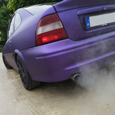 Opel Vectra Steinmetz – Avery Supreme Matte Metallic Purple – 17. kép