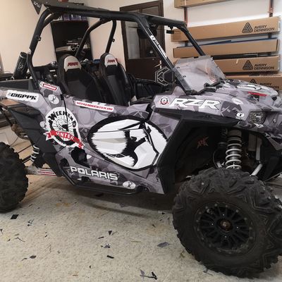 Polaris – Nyomtatott egyedi design fóliázás – 8. kép