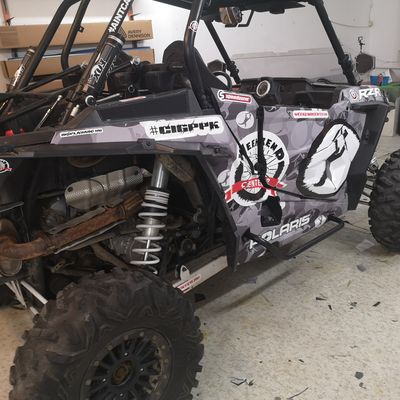 Polaris – Nyomtatott egyedi design fóliázás – 9. kép
