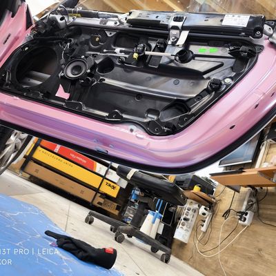 Porsche 718 Boxster S – Avery Supreme TuTu Pink – 11. kép