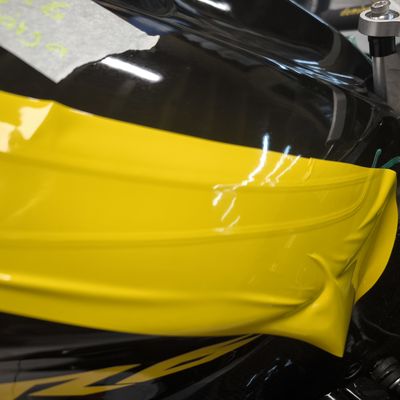 Yamaha R1 – Pálya motor egyedi design – 19. kép