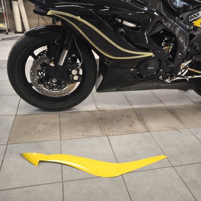 Yamaha R1 – Pálya motor egyedi design – 34. kép