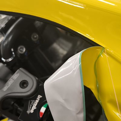 Yamaha R1 – Pálya motor egyedi design – 38. kép