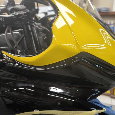 Yamaha R1 – Pálya motor egyedi design – 41. kép