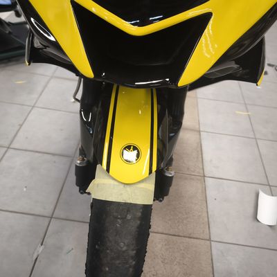 Yamaha R1 – Pálya motor egyedi design – 57. kép