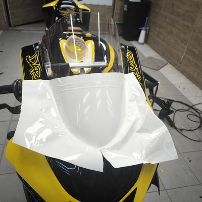 Yamaha R1 – Pálya motor egyedi design – 64. kép