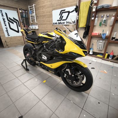 Yamaha R1 – Pálya motor egyedi design – 65. kép