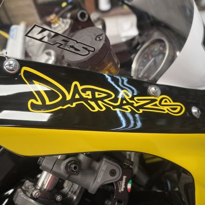 Yamaha R1 – Pálya motor egyedi design – 73. kép